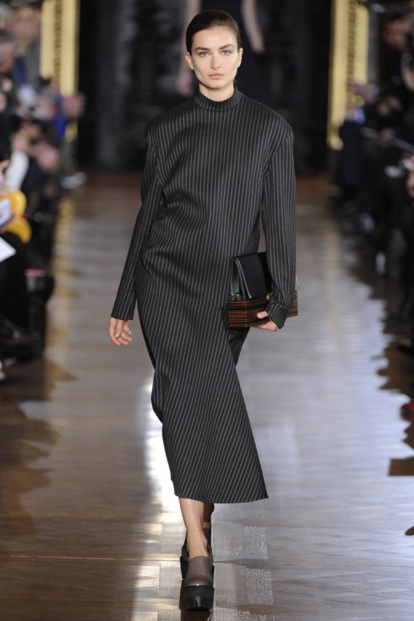 Paris Fashion Week Reviews - Galliano and Stella McCartney!