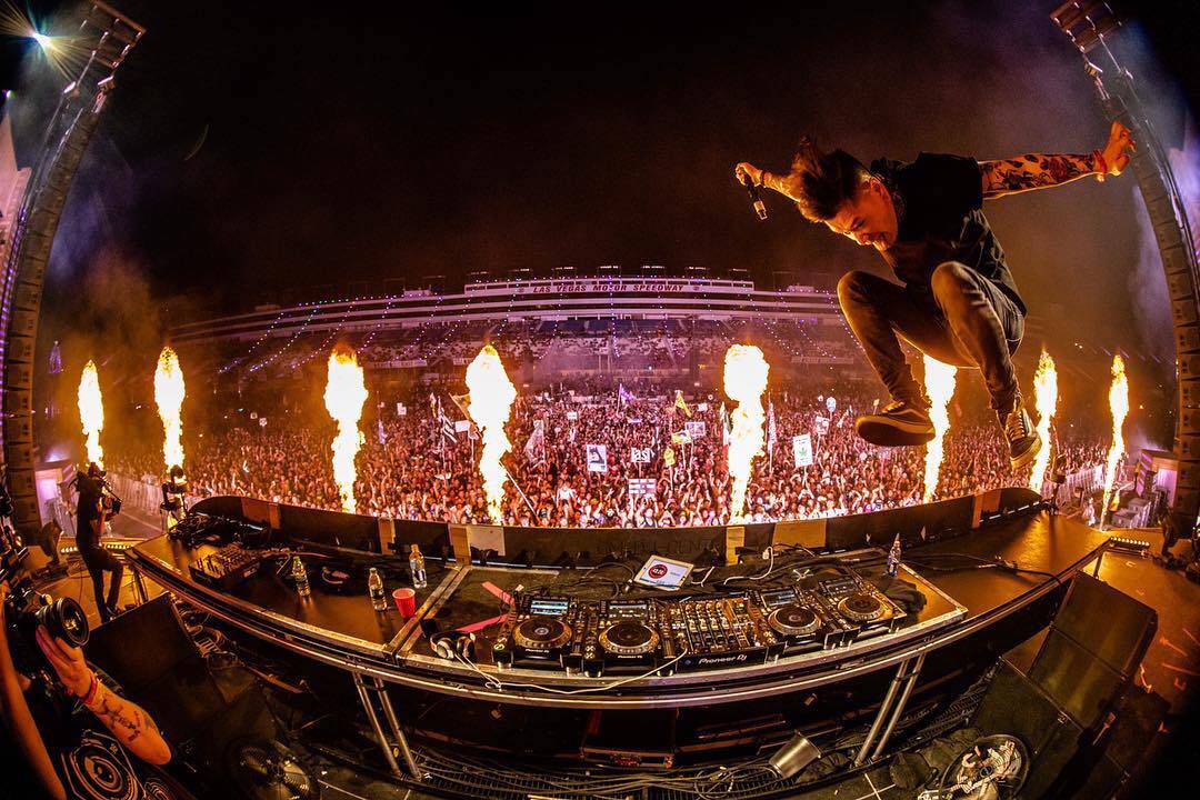 Landing Soon Fifth Annual Phoenix Lights Festival