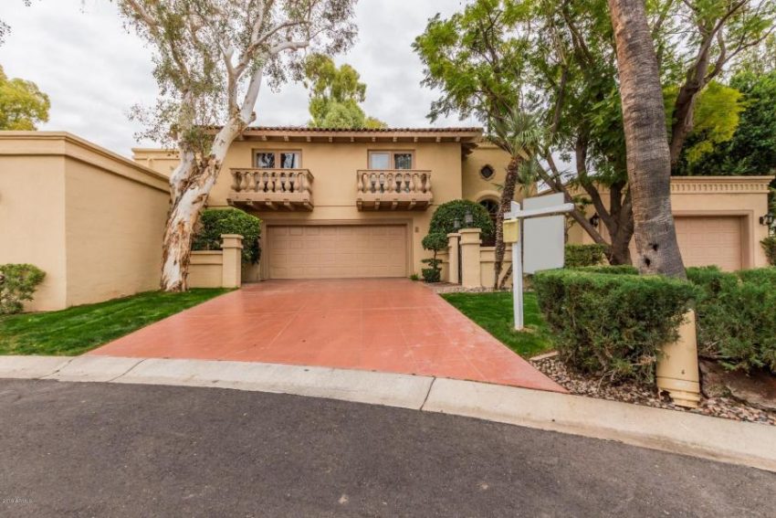 On the Market 879,900 McCormick Ranch Townhome in the Center of