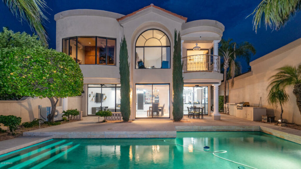 On the Market Lake Serena Waterfront Property In House