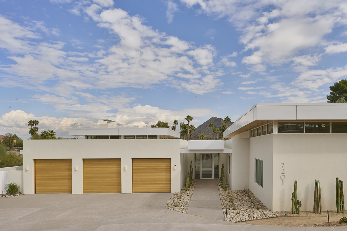 モナリホーム On the Market: Mid-Century Modern in PV Offers Luxury and Views