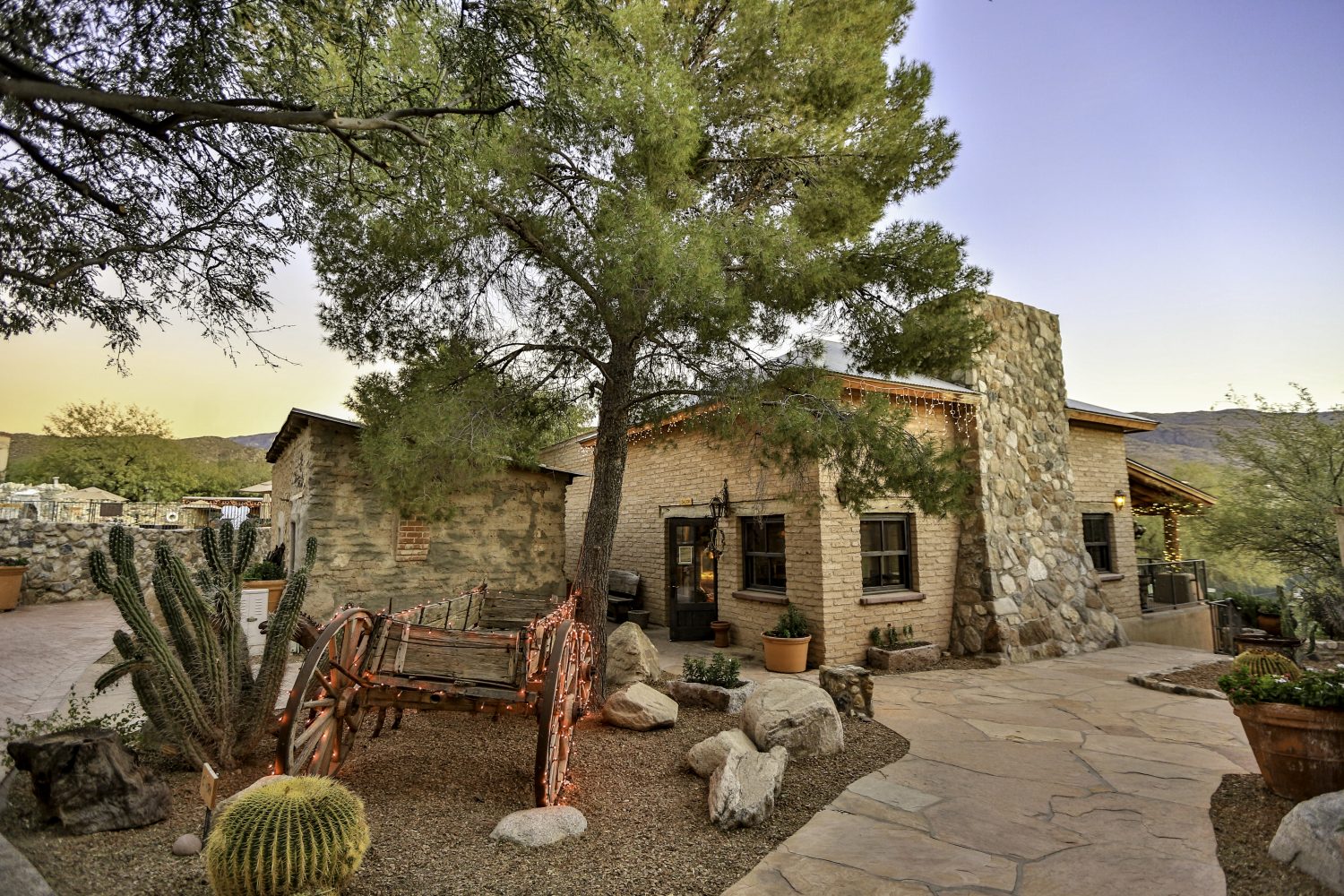 Enjoy Local Foods & Brews at Tanque Verde Ranch's Boots N’ Brews Festival