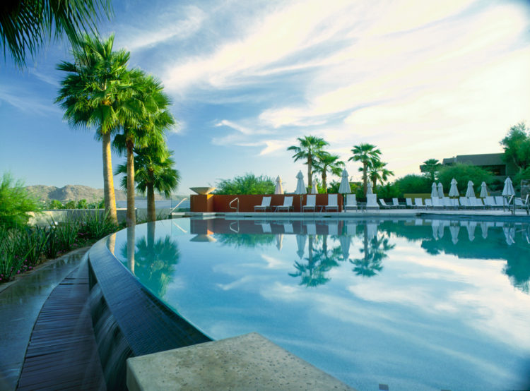 3-Infinity-Pool