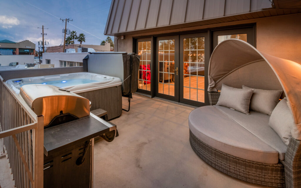 Luxury Rental Old Town Penthouse