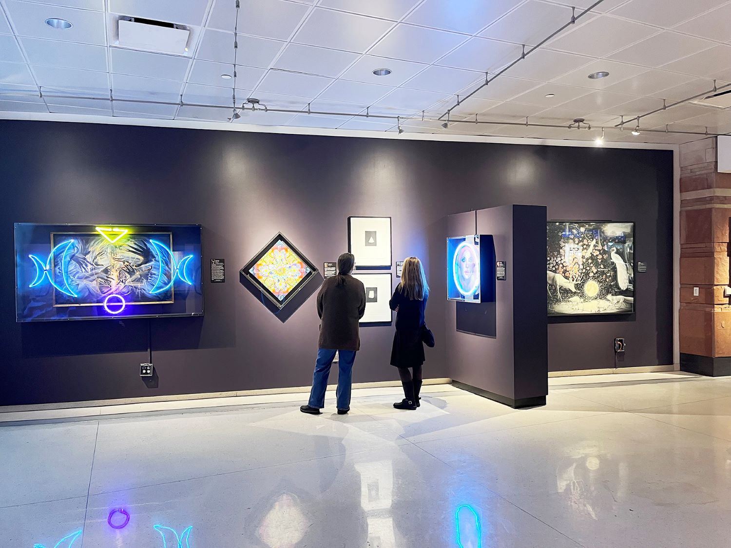 Phoenix Airport Museum Debuts “Spectral Alchemy” Exhibition