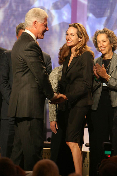 angelina-jolie-bill-clinton