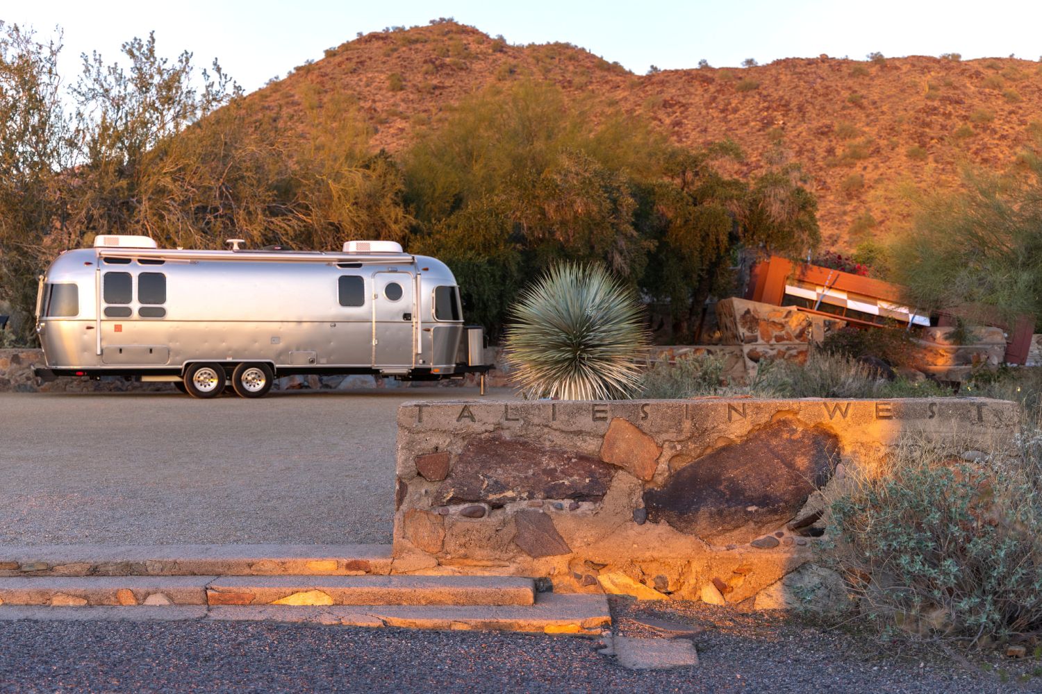 Airstream-Frank-Lloyd-